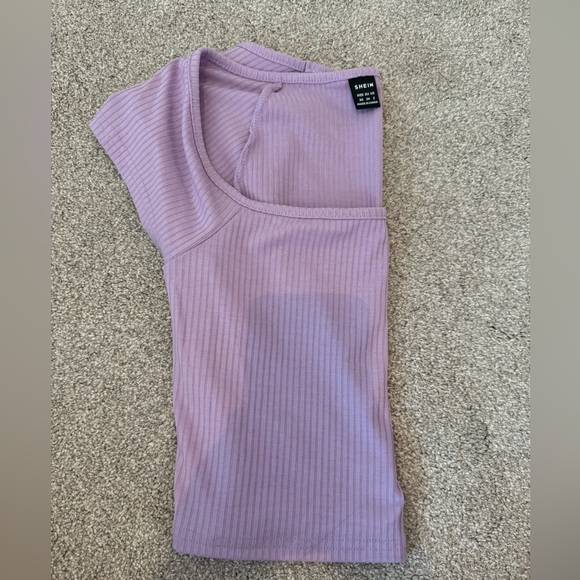 ✨ Lilac Purple Ribbed Tee - Picture 3 of 6